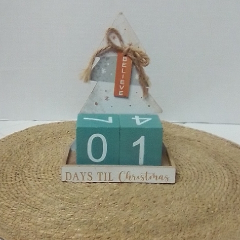 🌻5/$10 Christmas Countdown Tree Decor with Blocks